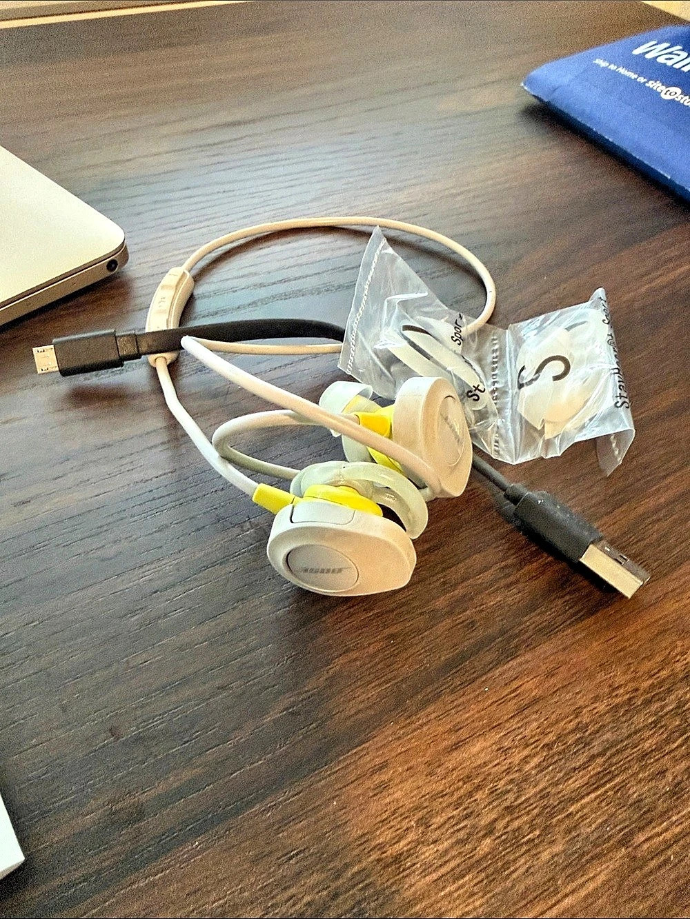 Bose SoundSport Wireless Headphones White & Yellow
